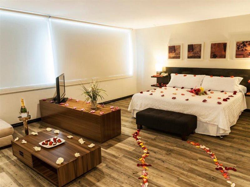 Hotel Bogota Virrey Buitenkant foto