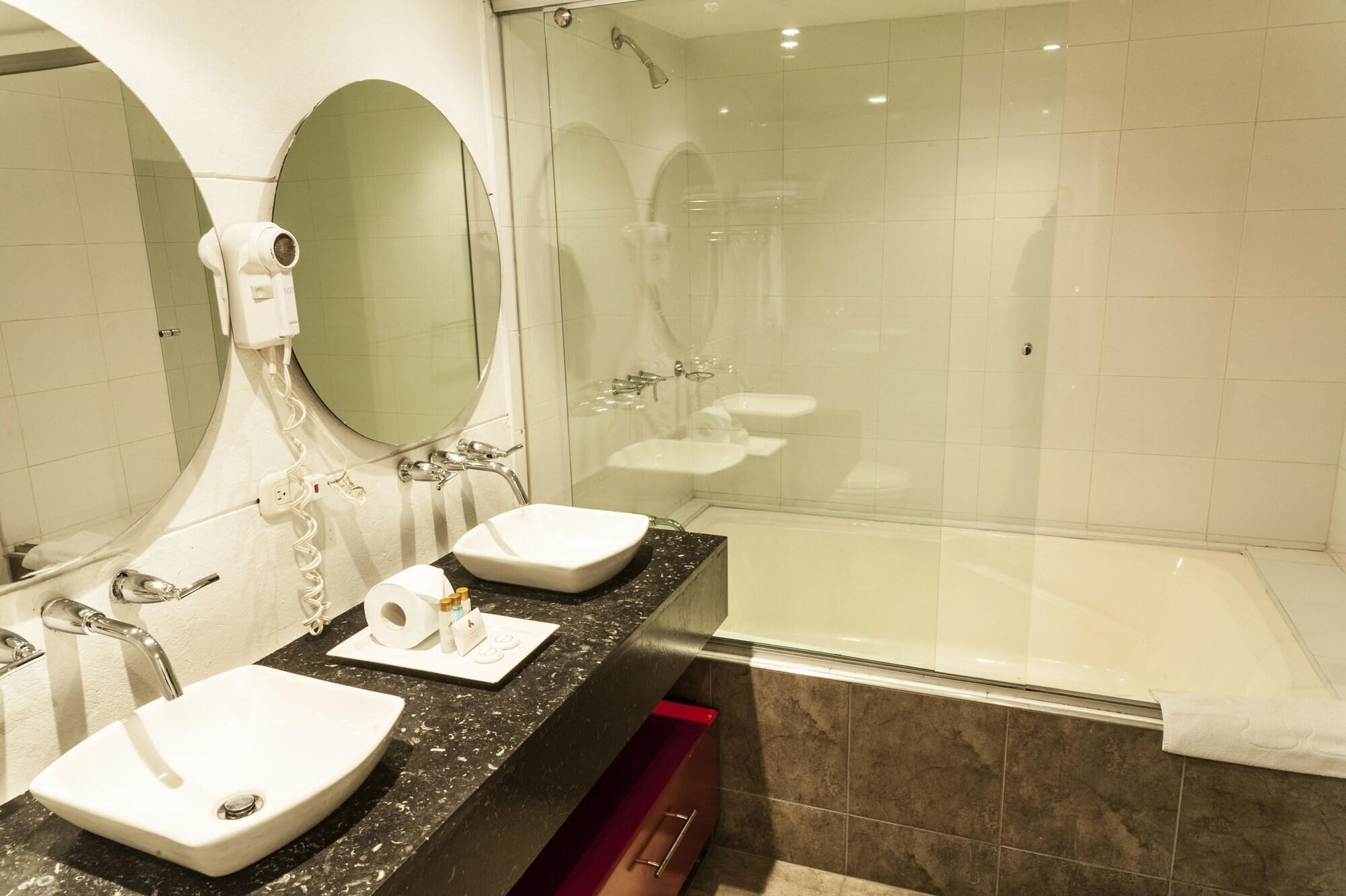 Hotel Bogota Virrey Buitenkant foto