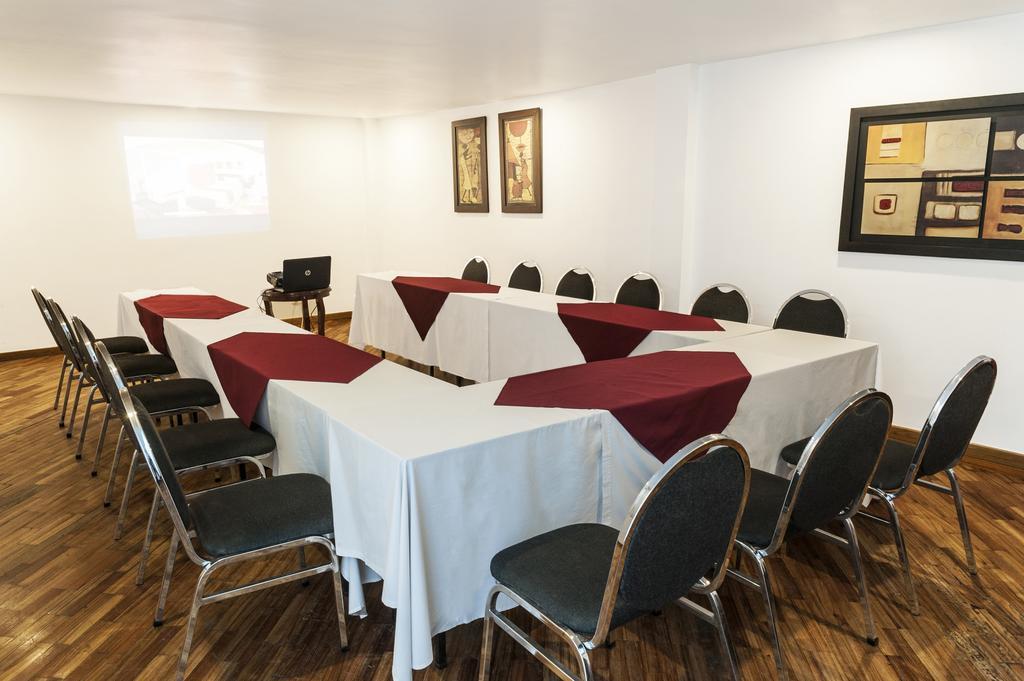Hotel Bogota Virrey Buitenkant foto